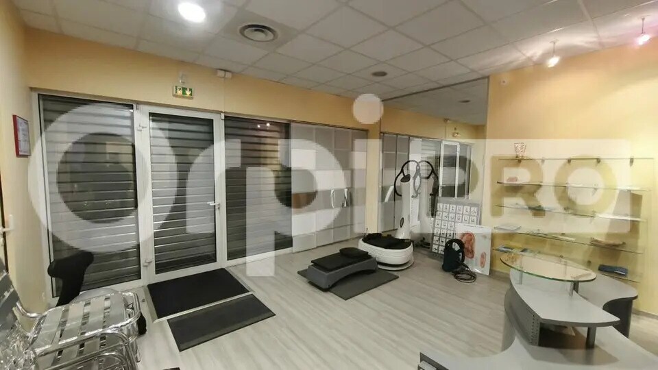 Retail in Épinay-sur-Orge for sale Interior Photo- Image 1 of 5