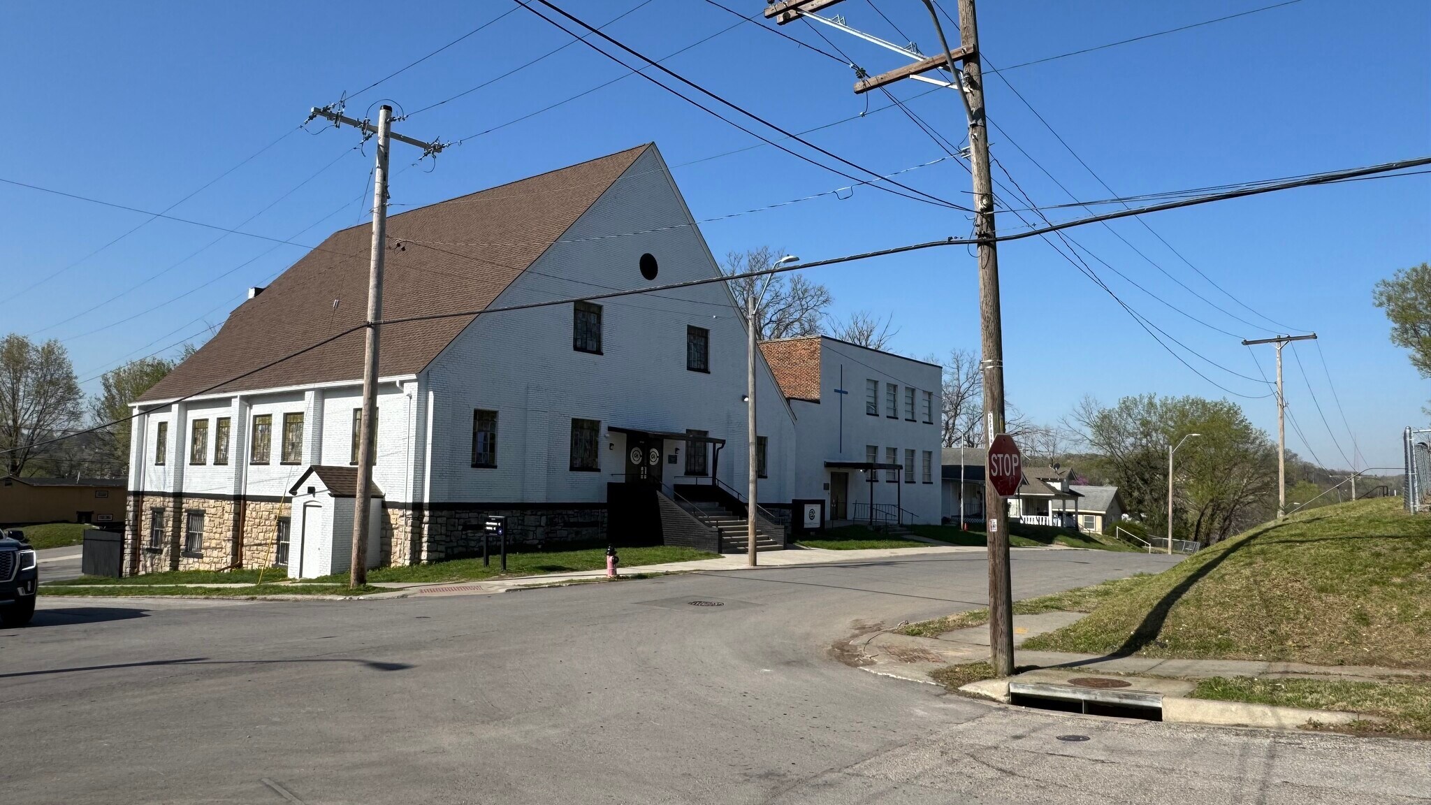 5445 E 29th St, Kansas City, MO for sale Building Photo- Image 1 of 41