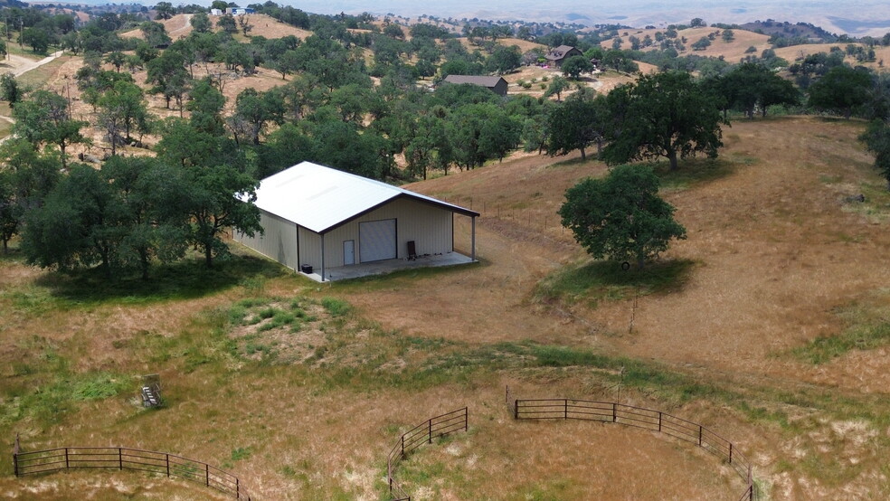 1163 Stockton St, Bakersfield, CA for sale - Building Photo - Image 2 of 8