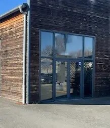 Location Commerce 103 m² - Photo 1
