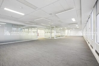 1 Place De La Pyramide, Puteaux for sale Interior Photo- Image 2 of 7