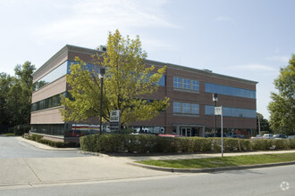 300 E Roosevelt Rd, Wheaton, IL for rent Building Photo- Image 1 of 5