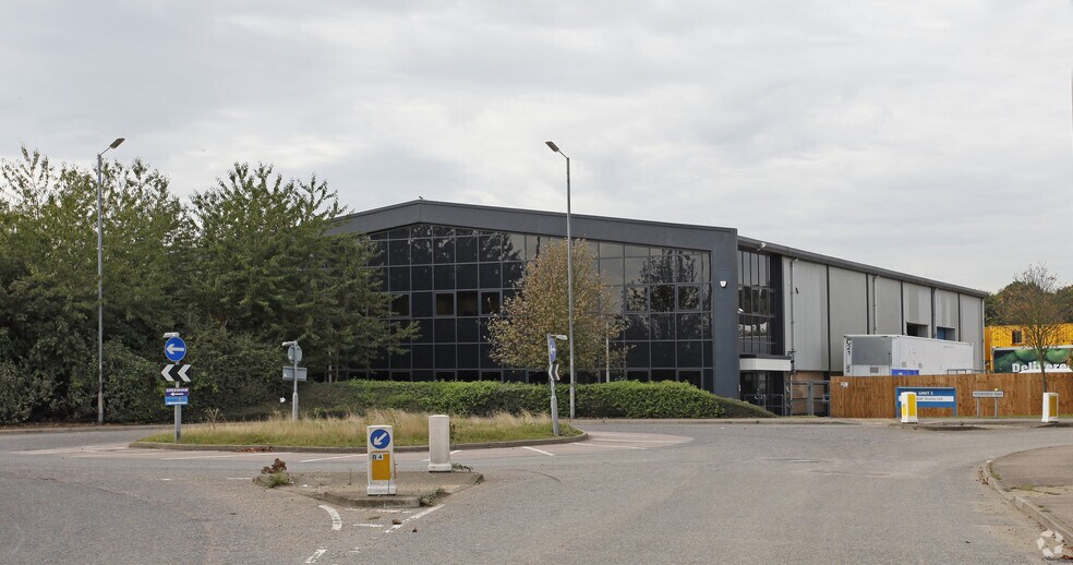 Winsford Way, Chelmsford for sale - Primary Photo - Image 1 of 1