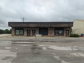 1601 N Market St, Sparta, IL for sale Building Photo- Image 1 of 1