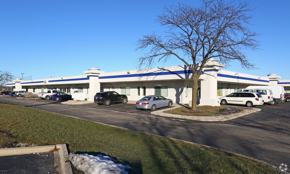 1001 E Touhy Ave, Des Plaines, IL for rent - Building Photo - Image 1 of 13