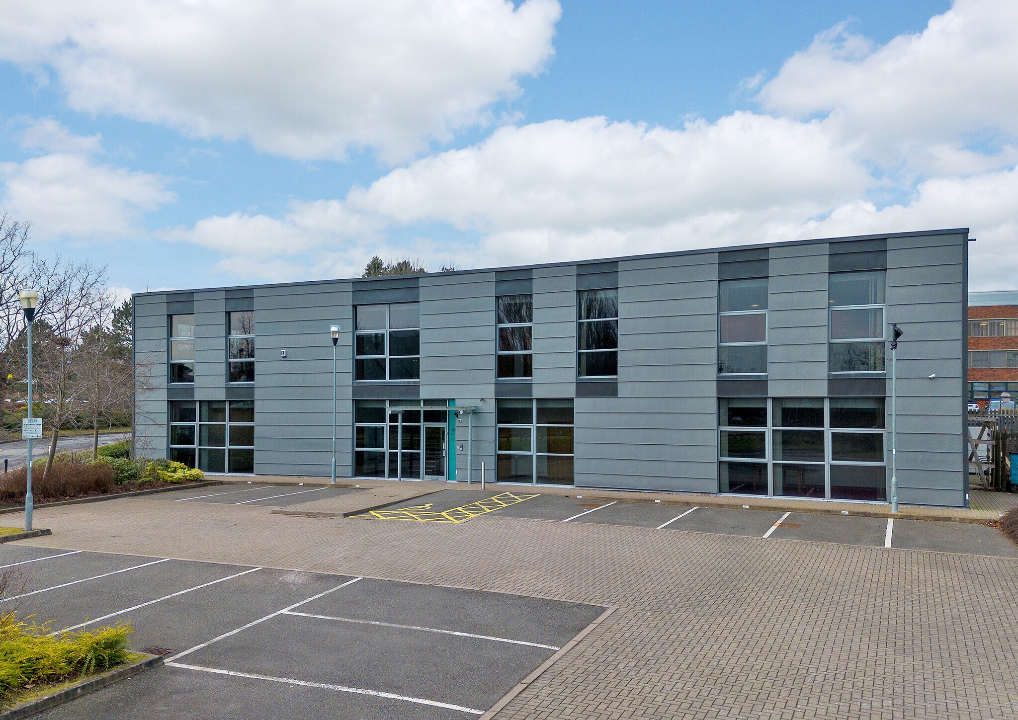 1 The Pavilions, Solihull to rent Building Photo- Image 1 of 3