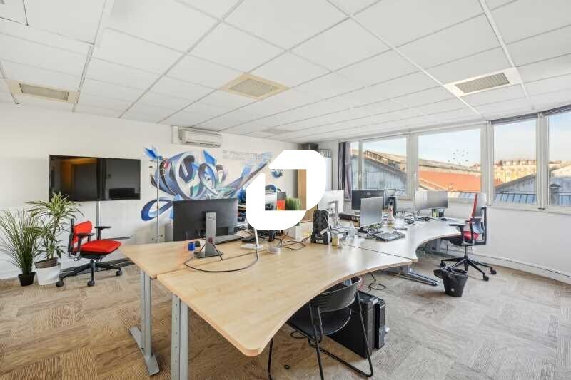 Office in Asnières-sur-Seine for sale - Interior Photo - Image 2 of 14