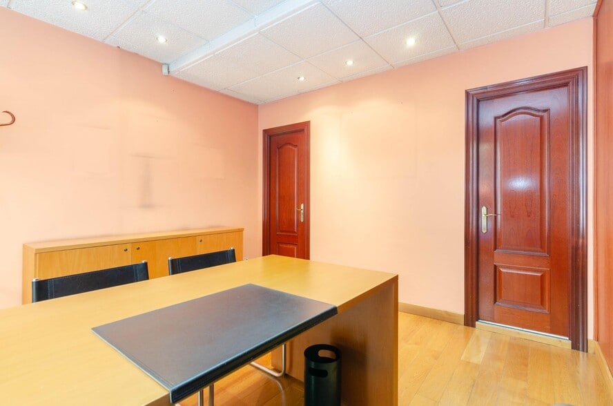 Segadas, 5, Oviedo, Asturias for sale - Interior Photo - Image 2 of 30