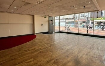 21-25 King St, Bedworth to rent Interior Photo- Image 2 of 3