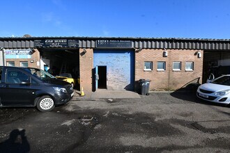 11 Cunningham Rd, Stirling to rent Building Photo- Image 2 of 5