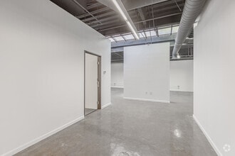 925 B St, San Diego, CA to rent Interior Photo- Image 2 of 11