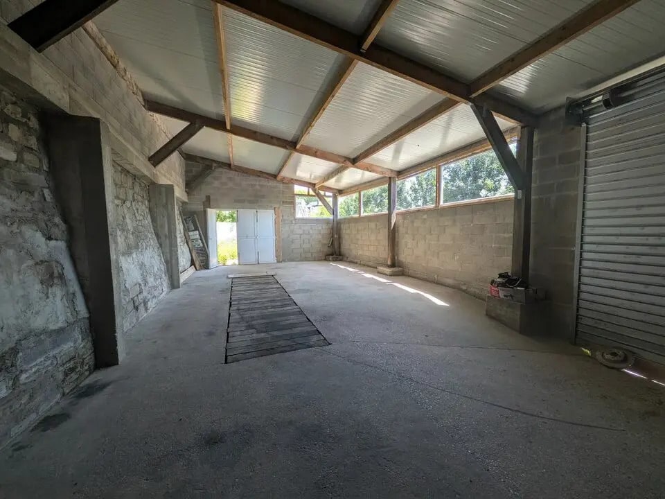 Vente Local d'activités 120 m² - Photo 1
