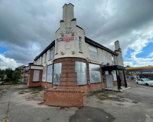 185 Court Rd, London to rent - Primary Photo - Image 1 of 2