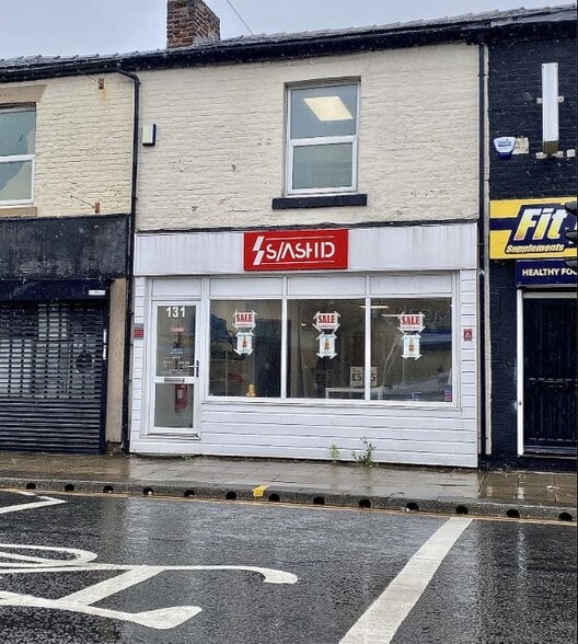 131 Rochdale Rd, Bury for sale - Primary Photo - Image 1 of 1