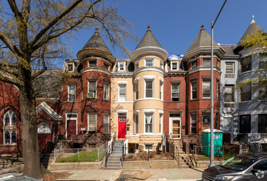 73 Rhode Island Ave NW, Washington, DC for sale - Building Photo - Image 1 of 1