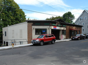 233 Congress Ave, Waterbury, CT for sale Primary Photo- Image 1 of 1