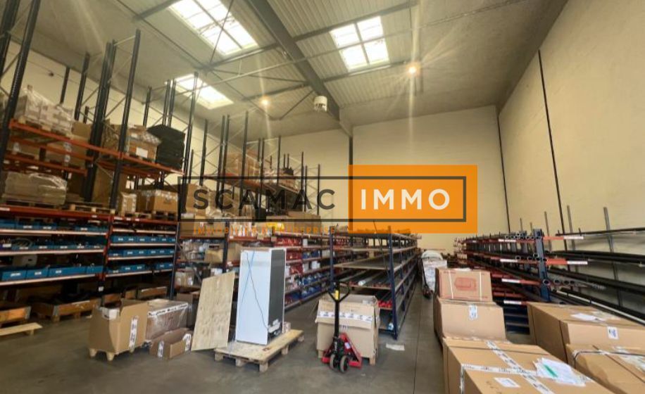Industrial in Villeneuve-la-Garenne to rent Building Photo- Image 1 of 8