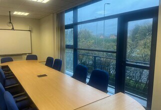Stockmans Way, Belfast to rent Interior Photo- Image 2 of 3