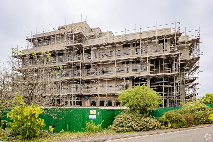 The Ring, Bracknell for sale - Primary Photo - Image 1 of 1