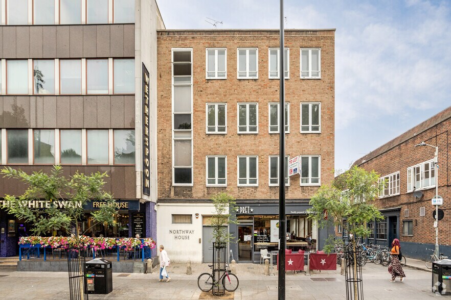 257-258 Upper St, London to rent - Building Photo - Image 2 of 5