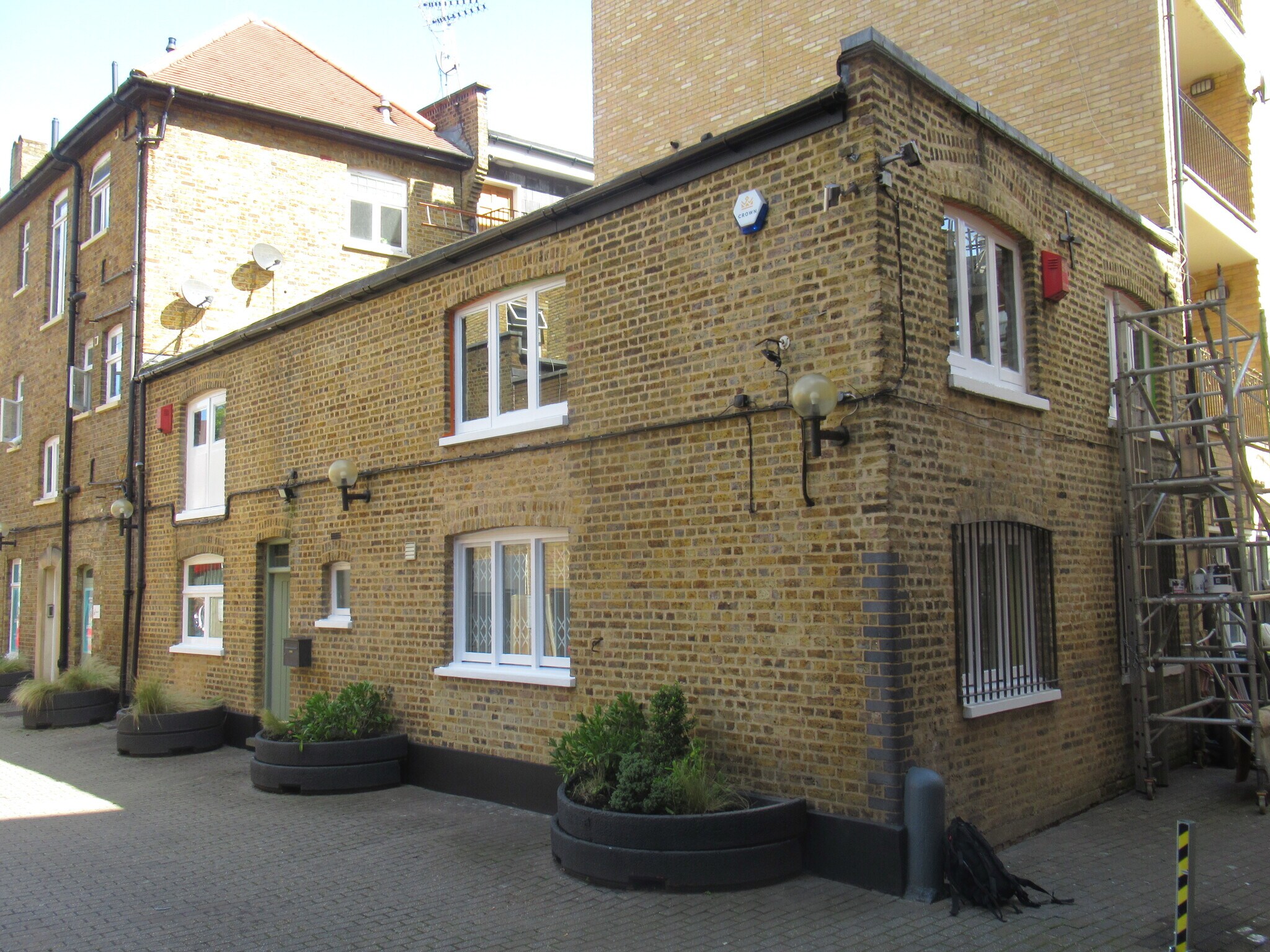 Red Lion Sq, London for sale Building Photo- Image 1 of 1