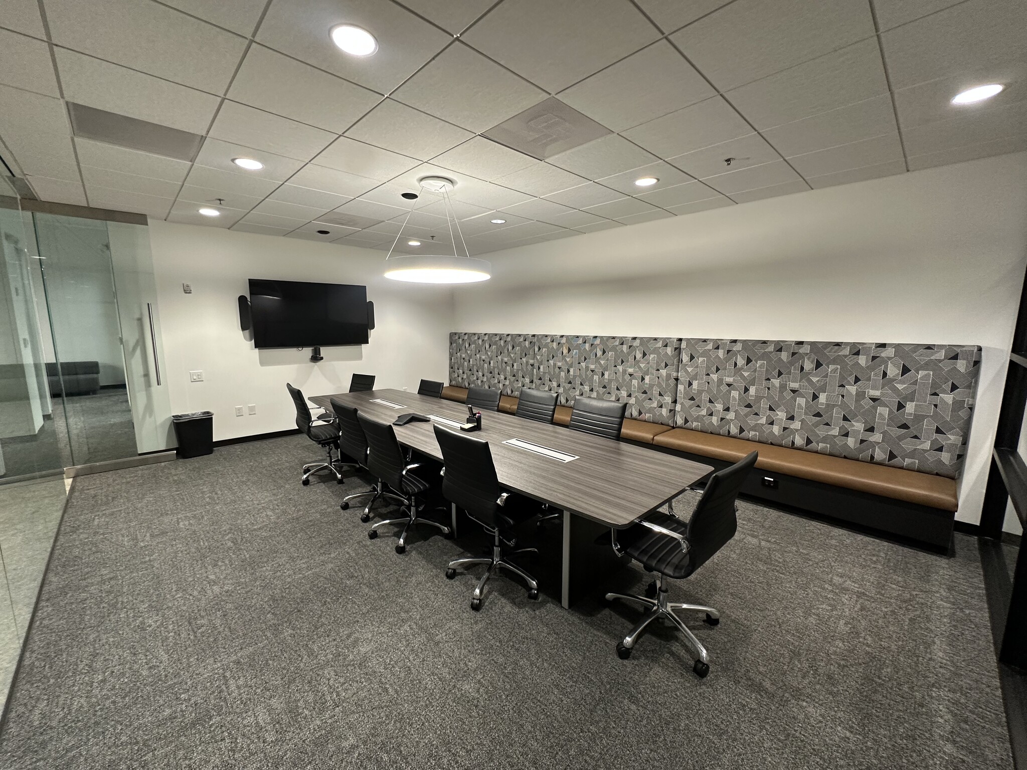 2700 Apple Valley Rd NE, Atlanta, GA to rent Interior Photo- Image 1 of 6