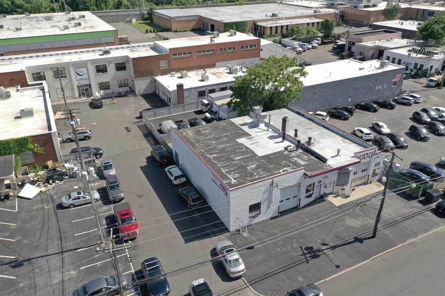 You can also find other neighborhood on mapquest 290 Broadway, Garden City Park 11040