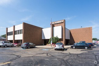 More details for 3930 Fulton Dr Nw, Canton, OH - Office for Rent