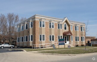 More details for 200 E Chicago Ave, Westmont, IL - Office for Rent