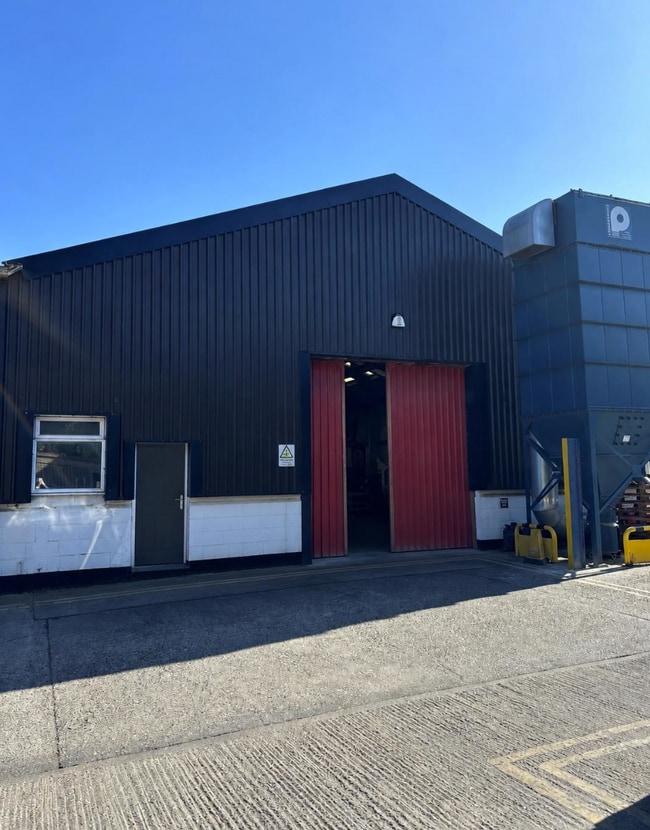 More details for Units 3 - 7 Swan Ln, Newmarket - Industrial to Rent