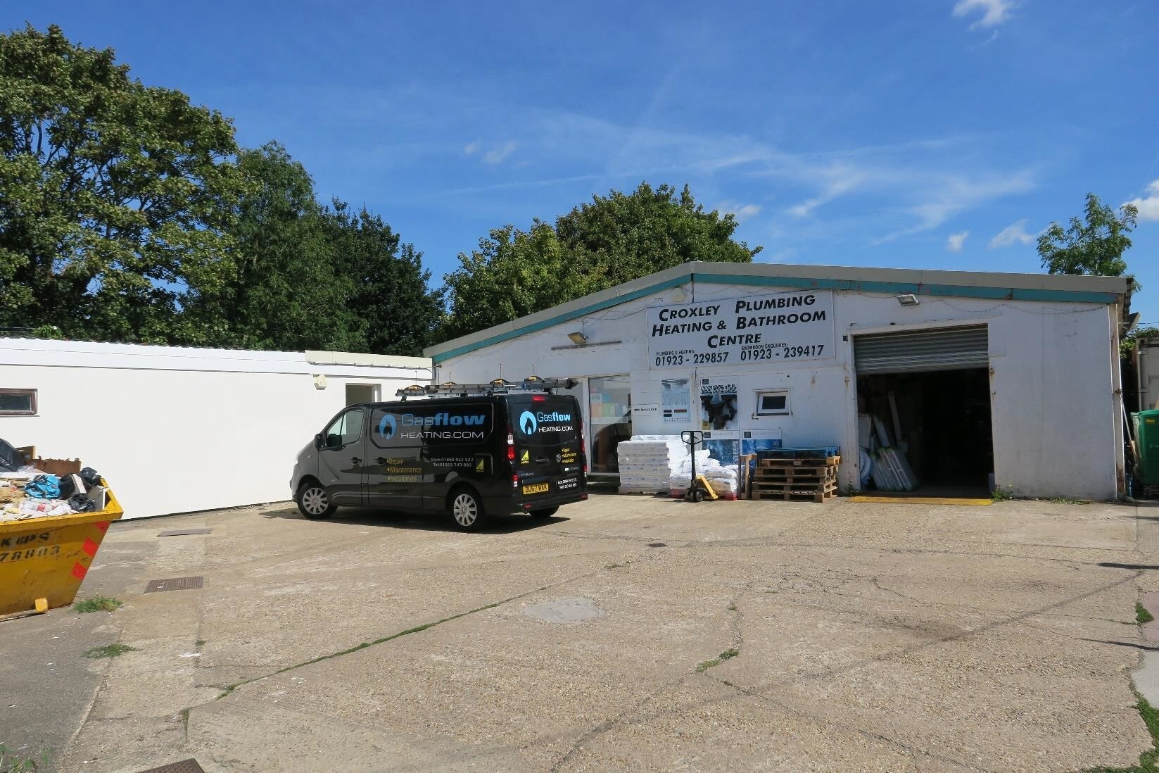 2 Winton Approach, Rickmansworth for sale Primary Photo- Image 1 of 1