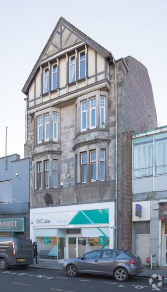 65 High St, Dumbarton to rent - Primary Photo - Image 1 of 4