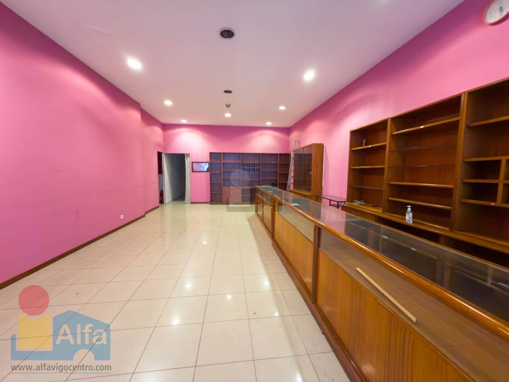 Retail in Vigo, Pontevedra to rent Floor Plan- Image 1 of 3