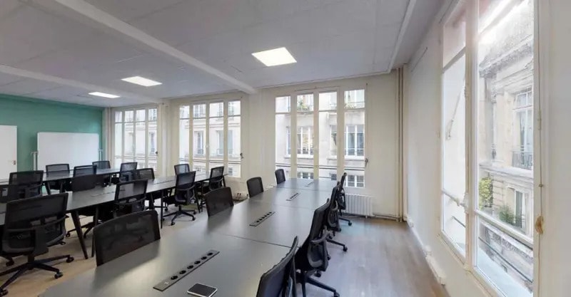 Co-working Space in Paris to rent - Interior Photo - Image 3 of 6