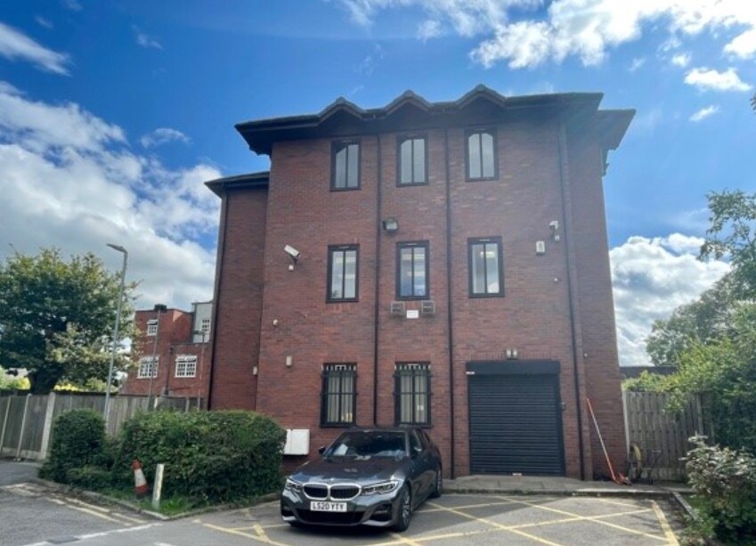 Old Rd, Wilmslow for sale Building Photo- Image 1 of 1