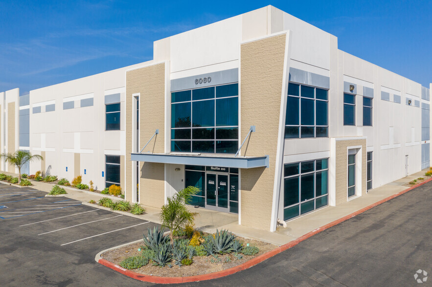 6060 Business Center Ct, San Diego, CA for rent - Primary Photo - Image 1 of 6