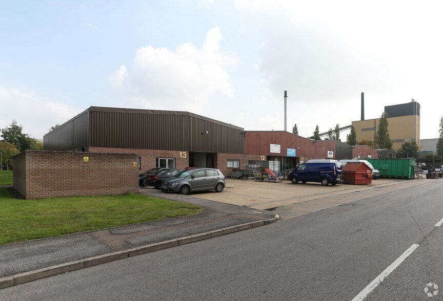 Mead Way, Harlow for sale - Primary Photo - Image 1 of 1