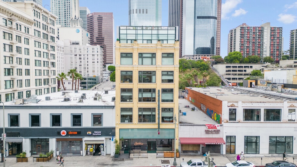 353 S Broadway, Los Angeles, CA to rent - Building Photo - Image 3 of 11