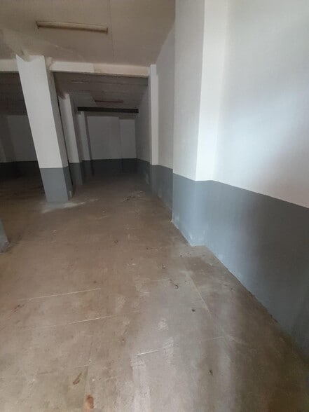 Avenida de Alemania, 48, Cáceres, Cáceres to rent - Building Photo - Image 3 of 47