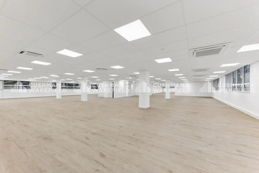 17-21 Rue Saint-Denis, Boulogne-Billancourt to rent - Building Photo - Image 3 of 15