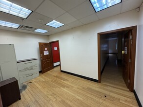 1113 Avenue J, Brooklyn, NY for rent Interior Photo- Image 2 of 9