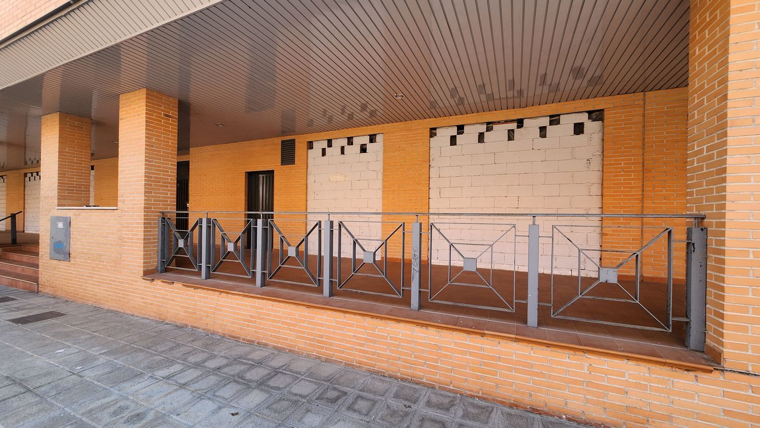 Guadalajara, GUA 19004 - - - Interior Photo - Image 1 of 3