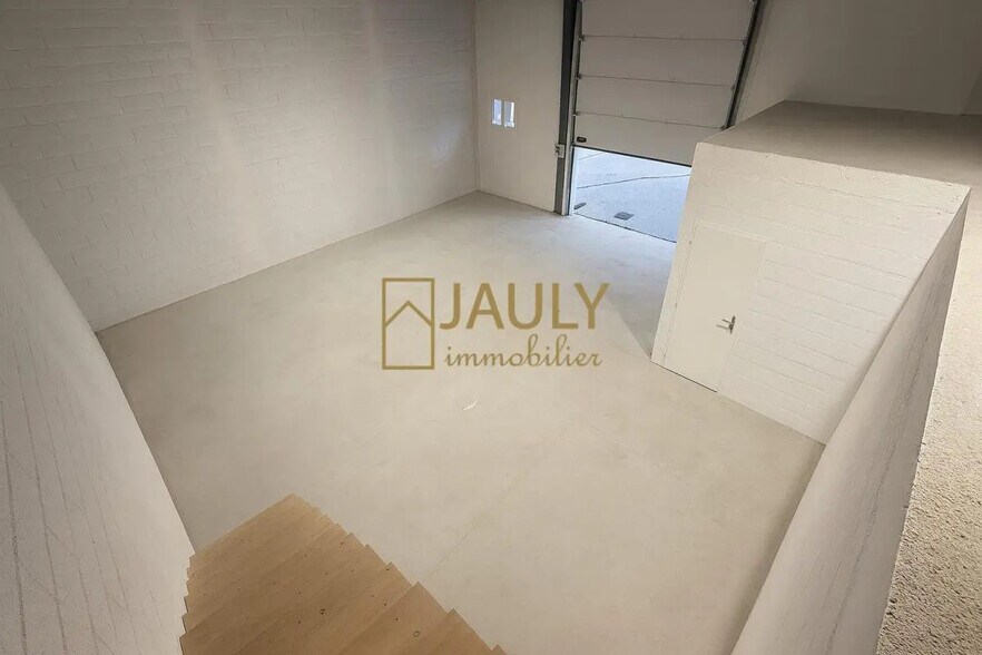 1 Rue Charles Tellier, Meaux to rent - Primary Photo - Image 3 of 8