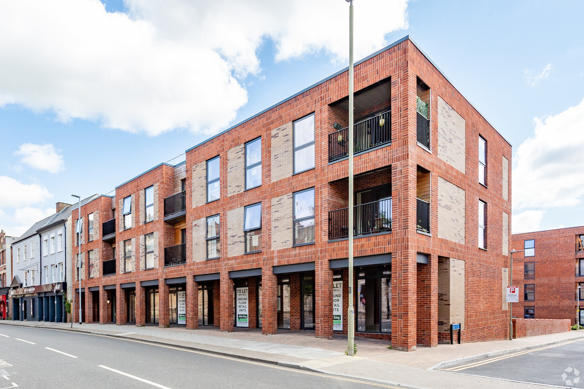 3 Friars Orchard Brunswick Rd, Gloucester to rent Primary Photo- Image 1 of 4