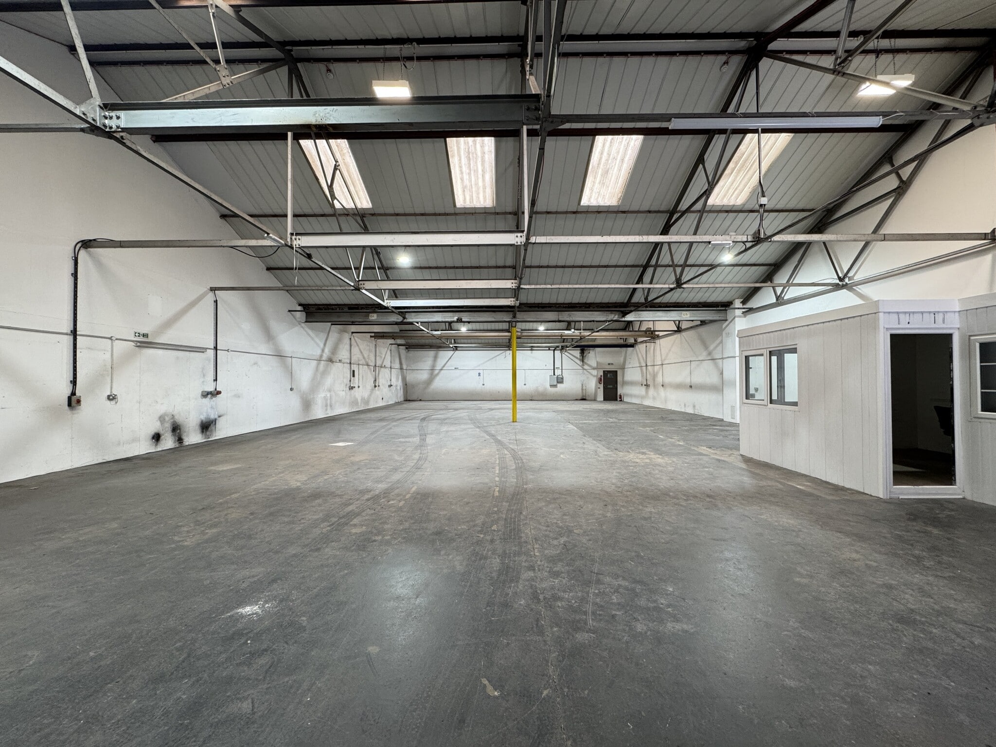 Bristol Rd, Bridgwater to rent Interior Photo- Image 1 of 3