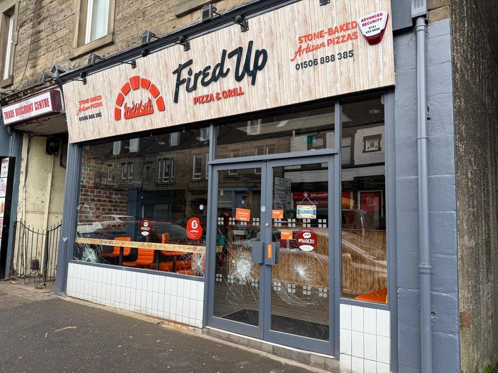 30 East Main St, Broxburn for sale Primary Photo- Image 1 of 1