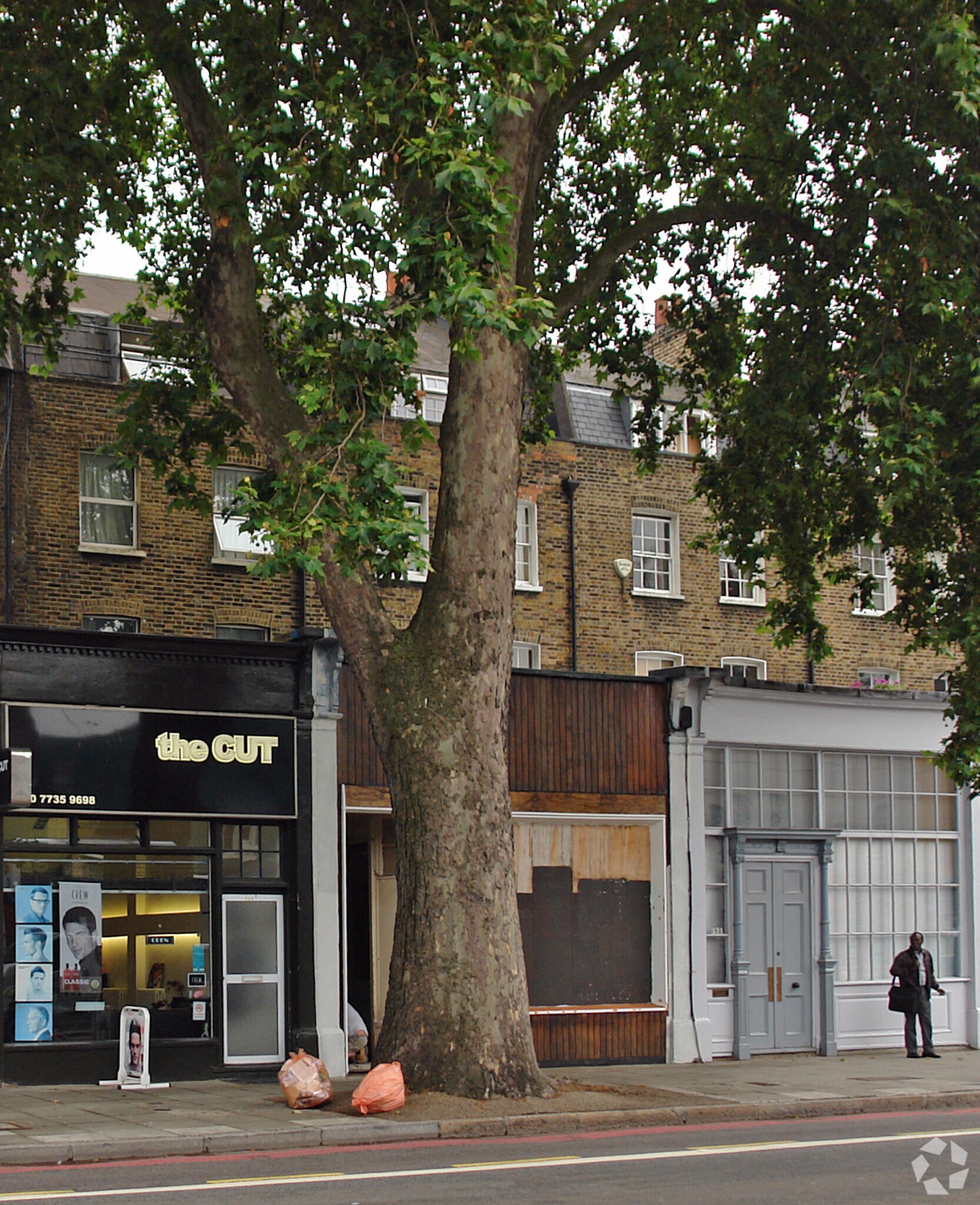 329 Kennington Rd, London for sale Primary Photo- Image 1 of 1