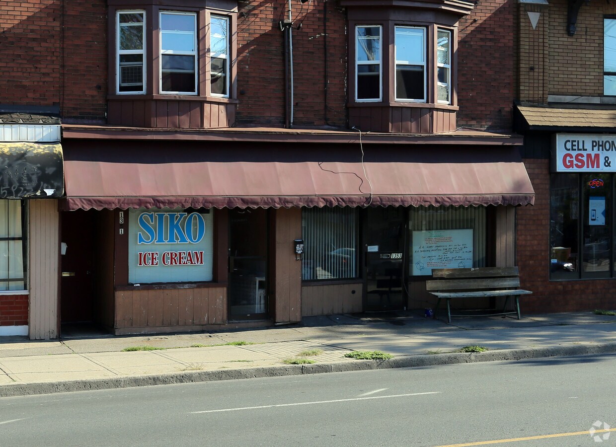 13511353 Main St E, Hamilton L8K 1A9 Retail for Sale