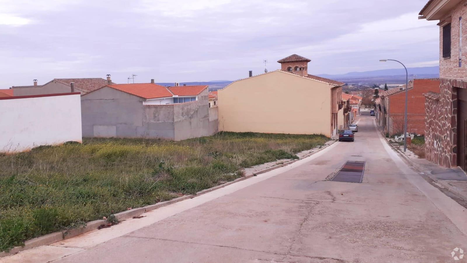 Land in Los Yébenes, Toledo for sale Building Photo- Image 1 of 8
