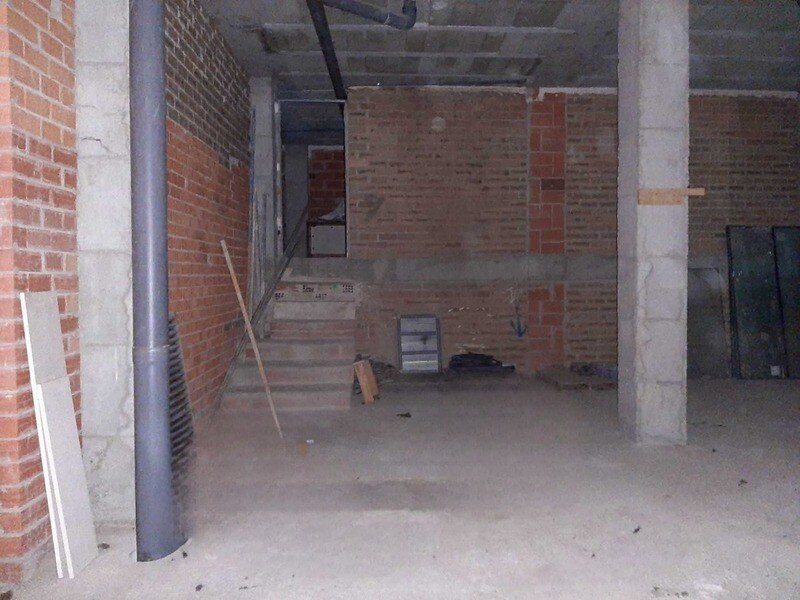 Utiel, VAL 46300 - - - Interior Photo - Image 1 of 4
